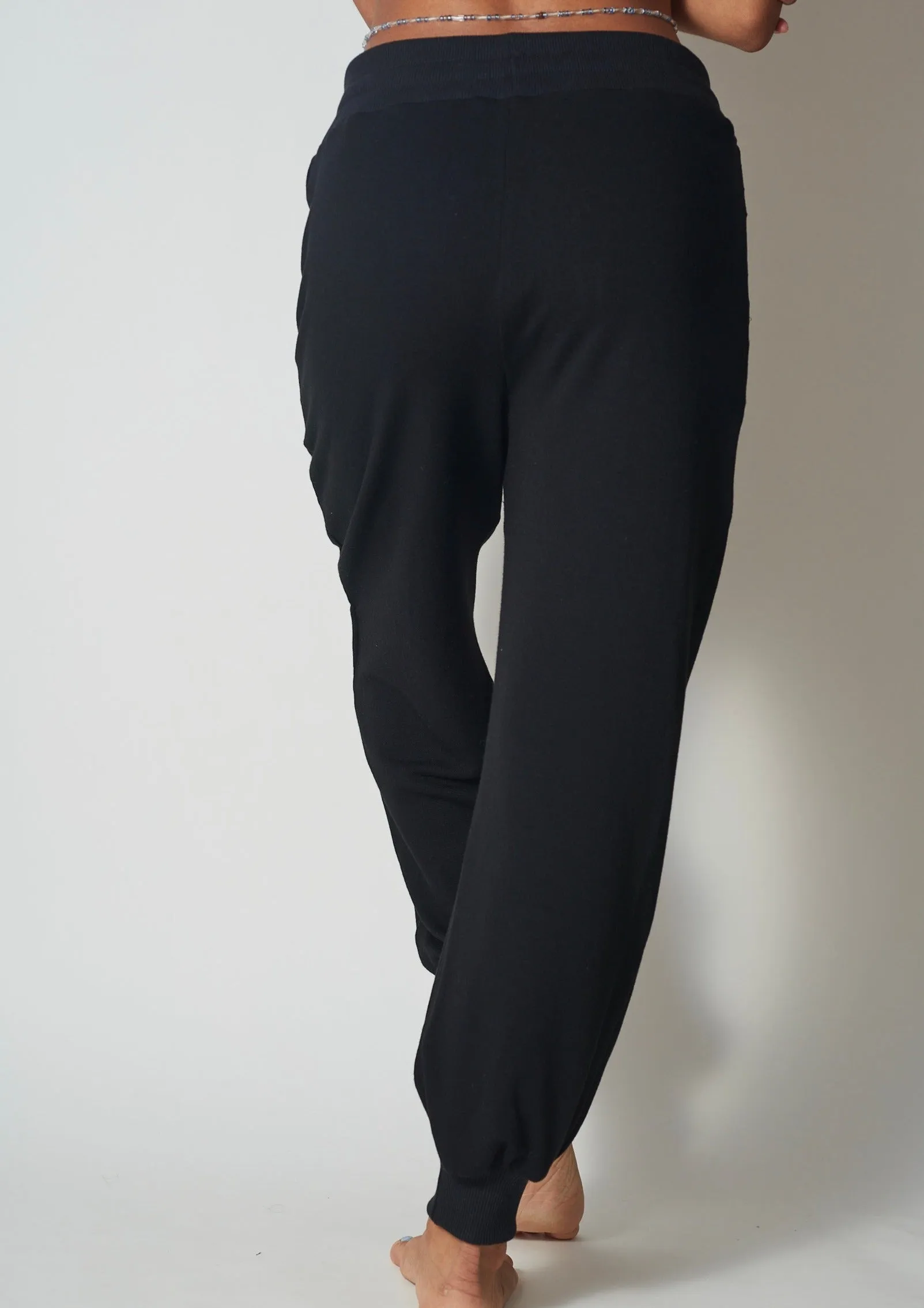 BLACK MAYA JOGGERS